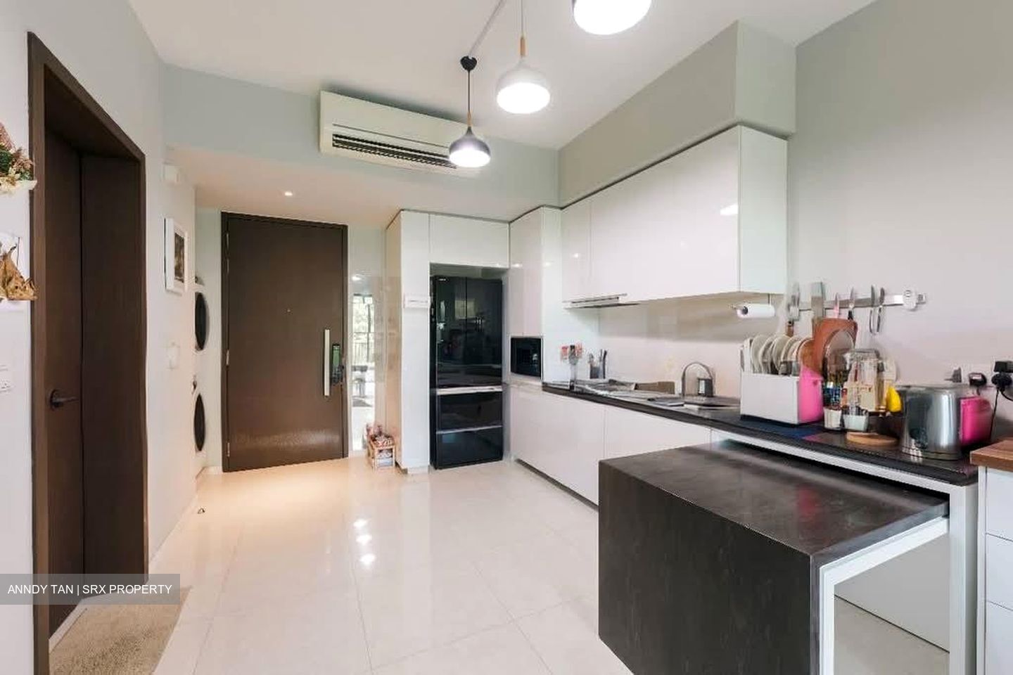 Archipelago (D16), Condominium #581786351